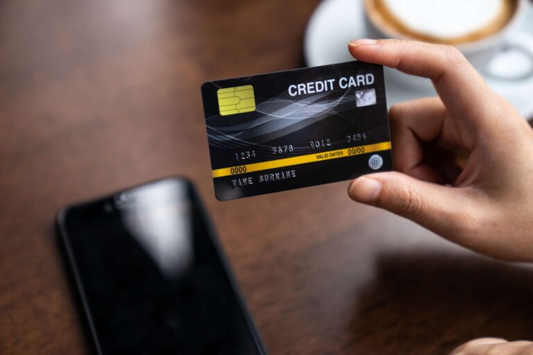 Which Is A Positive Reason For Using A Credit Card To Finance Purchases?